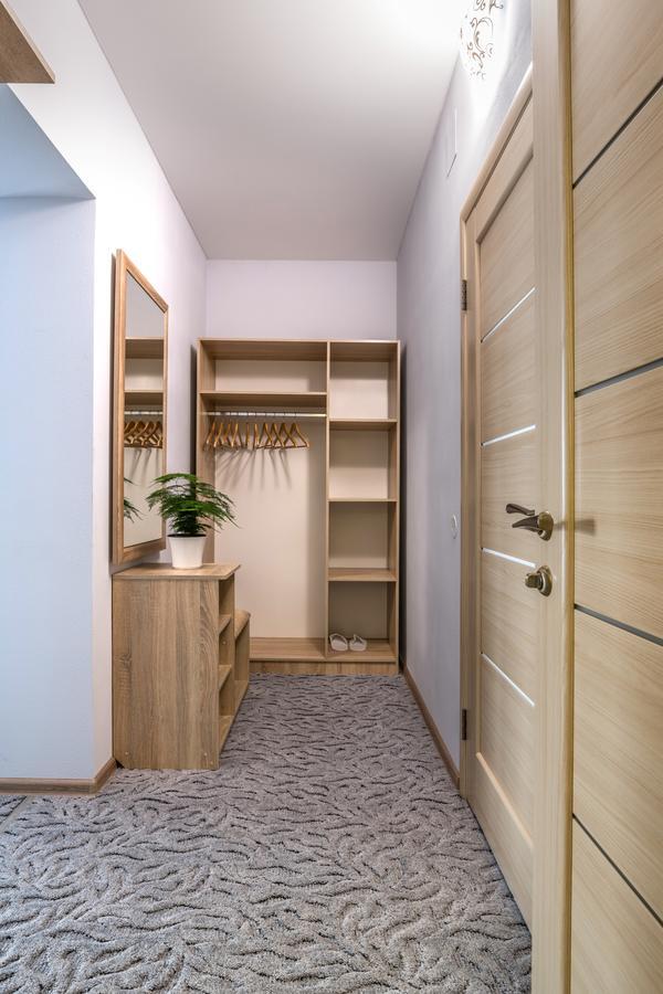 Aqua Marina Hotel Херсон Екстериор снимка